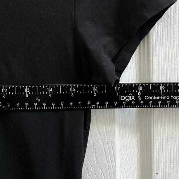 Theory Juin 2 Black Scoop Neck Short Sleeve Tee Top Size Large Fitted - Picture 7 of 9